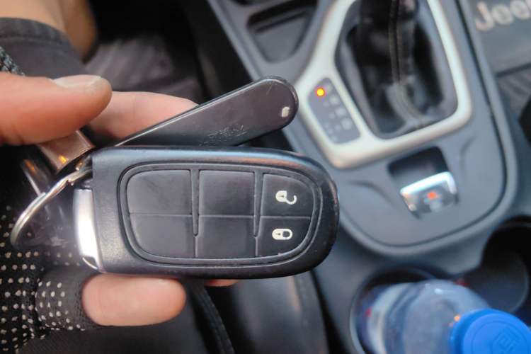 Used Jeep Cherokee 2017 2.0L Superior Edition