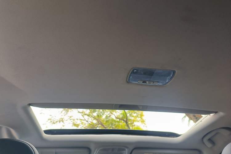 Used Haval H6 2017 Blue Label Sport Edition 1.5T Manual Two-Wheel Drive Elite Model Headliner