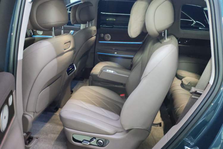 Used Hima AITO M9 2024 Range-Extended Ultra Version 42 kWh 6-Seater Model
