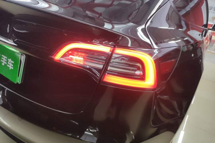 Used Tesla Model 3 2021 Standard Range Rear-Wheel Drive Upgraded Version 3D6 Right Rear Taillight