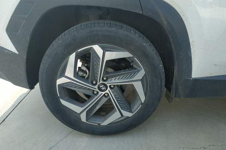 Used Hyundai Tucson 2021 Tucson L 1.5T DCT Luxury Prestige Edition Right Rear Wheel Hub