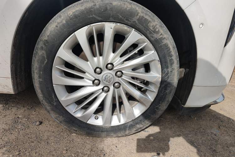 Used Buick Century 2023 2.0T Six-Seater Yinshi Edition