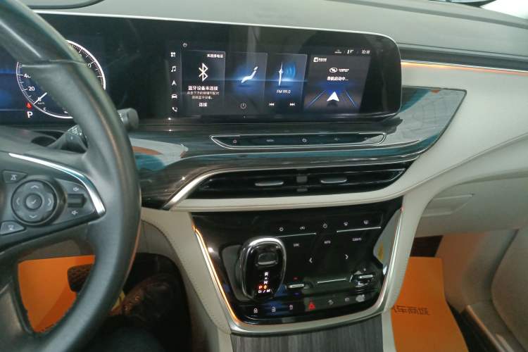 Used Buick GL8 2022 ES Landtrek 653T Comfort Edition