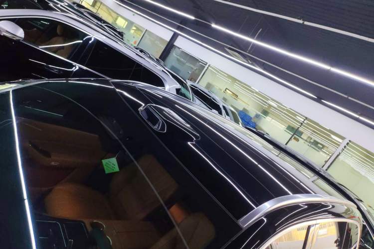 Used Hima AITO M8 2025 Extended-Range Max+ Version 53.4 kWh 5-Seater Edition Roof