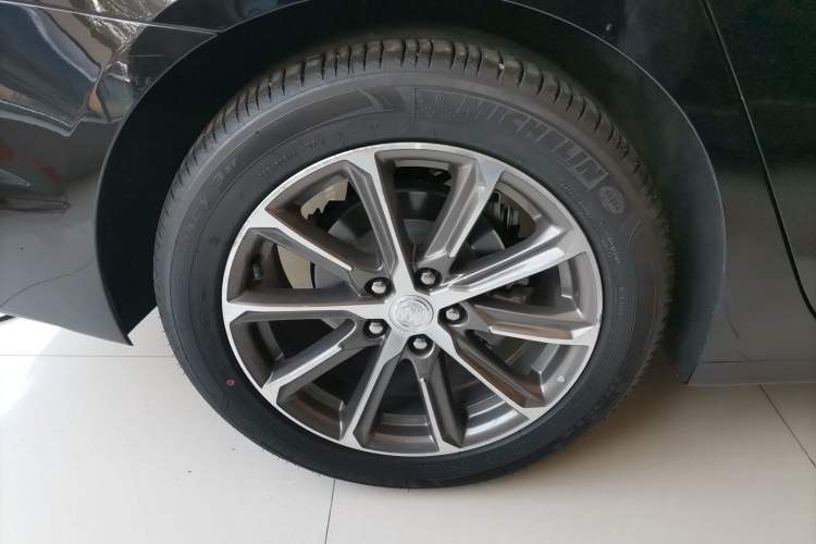 Used Buick LaCrosse 2022 652T Luxury Version
