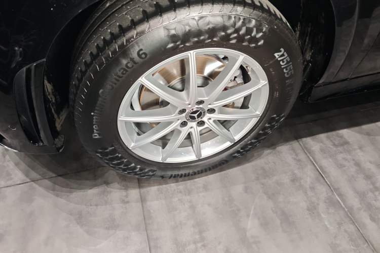 Used Mercedes-Benz GLE 2021 GLE 350 4MATIC Stylish Model Left Front Wheel Hub