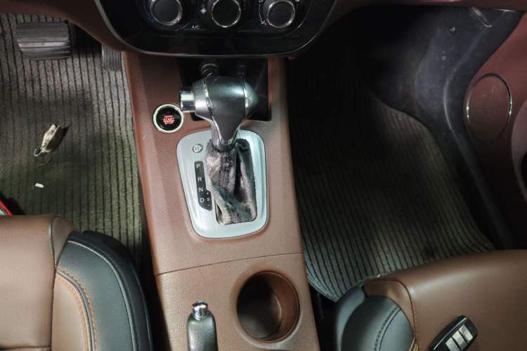 Used FORTHING Joyear X5 2016 1.6L CVT Deluxe Model