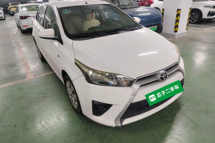 Used Toyota YARiS L Zhi Xuan 2015 1.5E Automatic Charm Edition
