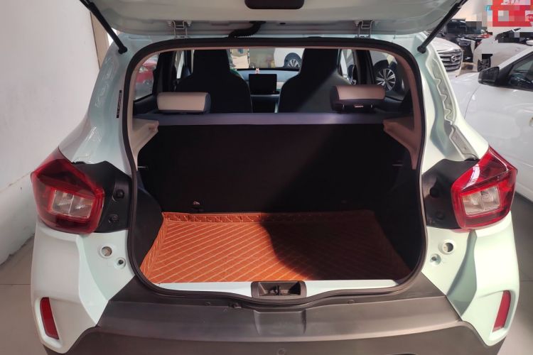 Used Dongfeng NAMMI BOX 2022 Revised Light Wind Edition 201 km Standard Version Trunk