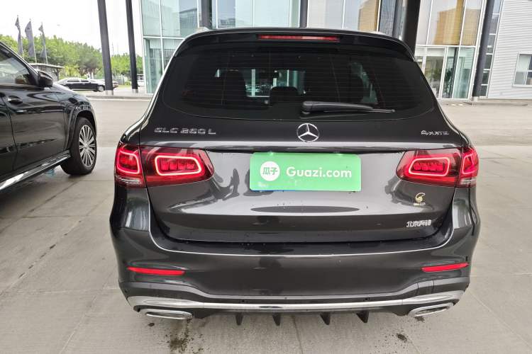 Used Mercedes-Benz GLC 2020 Facelift GLC 260 L 4MATIC Luxury Edition
