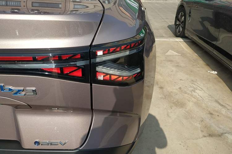 Used Toyota bZ3 2023 616 km Long-Range Premium
