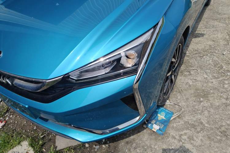 Used Dongfeng Aeolus Yixuan 2020 230T Automatic Dazzle Track Edition Left Front Headlight