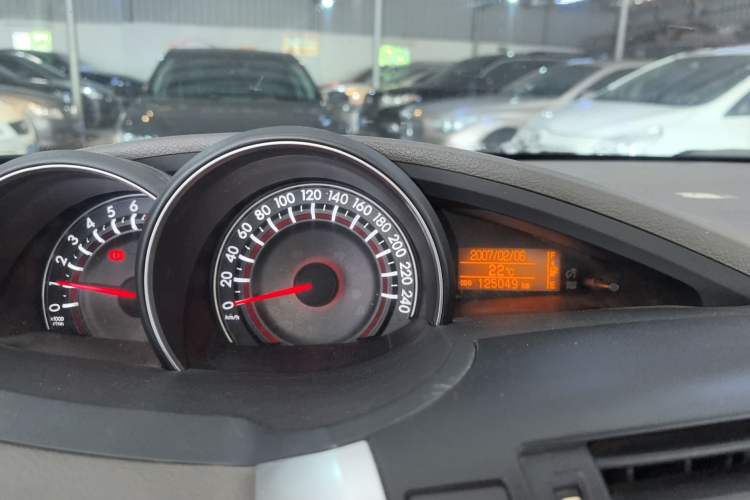 Used Toyota Verso 2014 Starlight 180E CVT Elite Edition
