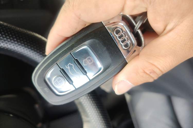 Used Audi A4 2014 40 TFSI allroad quattro plus version
