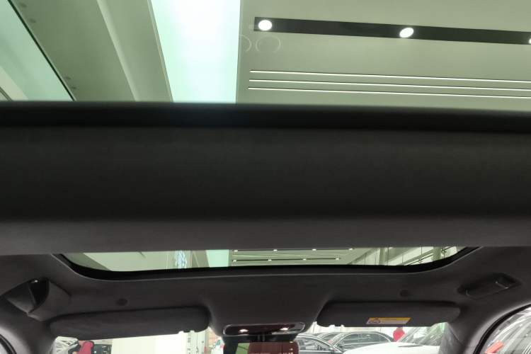 Used Hima AITO M8 2025 Extended-Range Max+ Version 53.4 kWh 6-Seater Edition Headliner