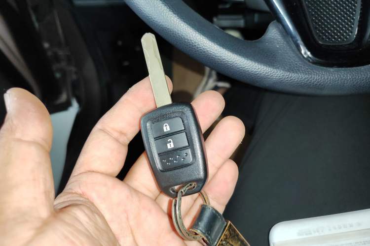 Used Honda XR-V 2015 1.5L LXi CVT Classic Edition Vehicle Key