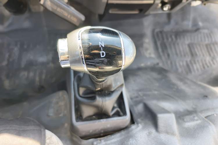 Used King Long Longyao 8 2022 Pure Electric Van High Roof 41.86 kWh
