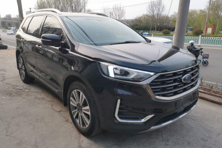 Used Ford Edge 2022 PLUS EcoBoost 245 Four-Wheel Drive Platinum Edition 7-Seater