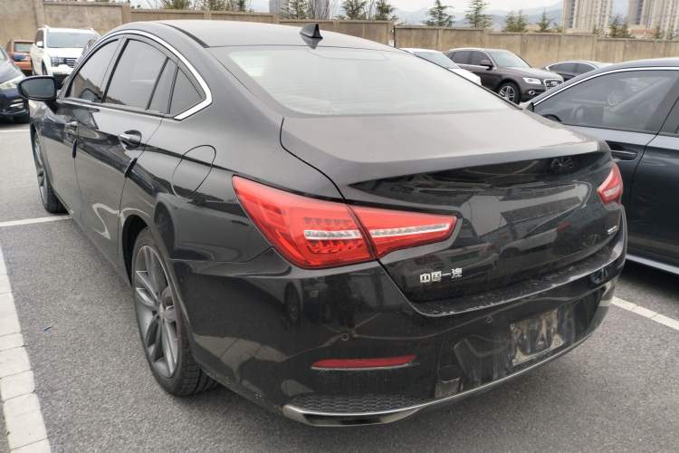 Used Hongqi H5 2018 30TD Smart Connect Dynamic Edition
