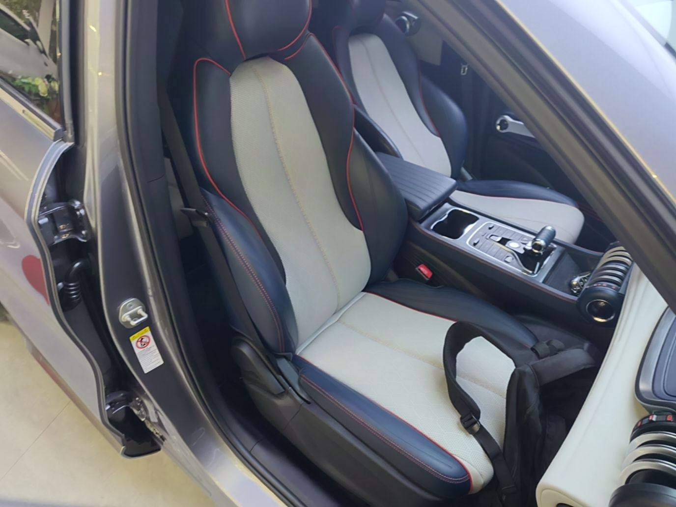 BYD Yuan PLUS 2022 510 km Flagship Version — снимка 19
