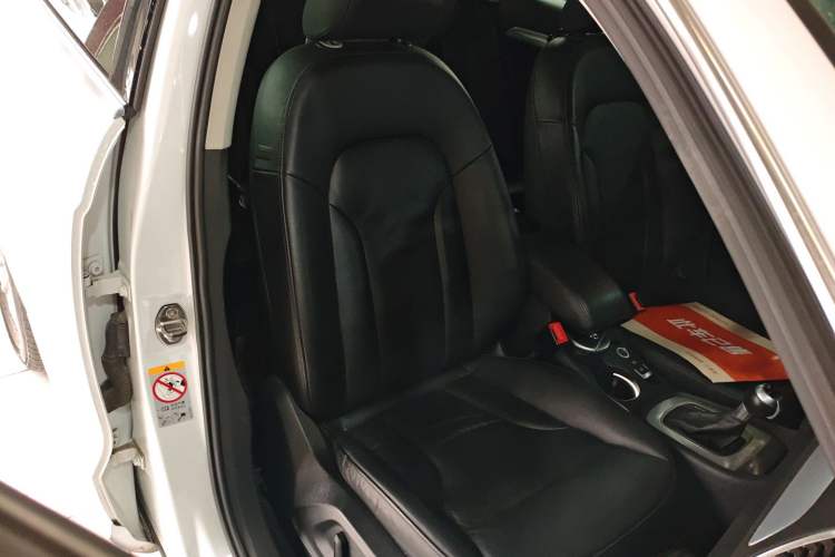 Used Audi Q3 2015 35 TFSI Comfort Model