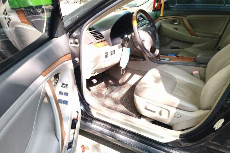 Used Toyota Camry 2011 200G Classic Anniversary Edition