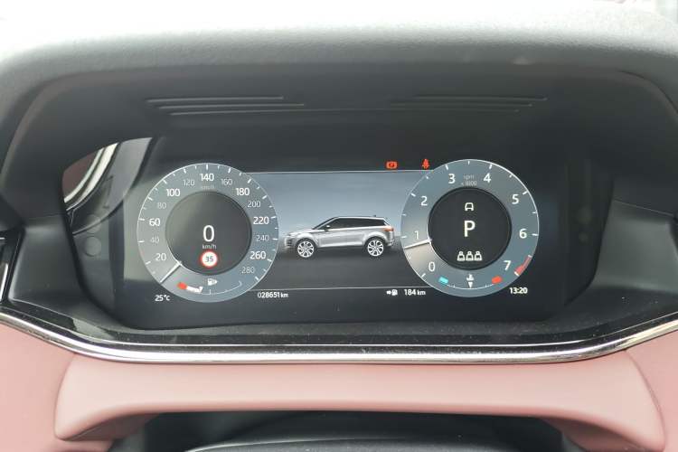 Used Land Rover Range Evoque 2023 Aurora L 249 PS Luxury Edition
