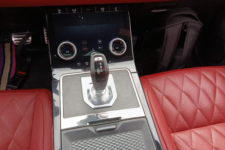 Used Land Rover Range Evoque 2020 249 PS R-DYNAMIC SE Sport Technology Edition
