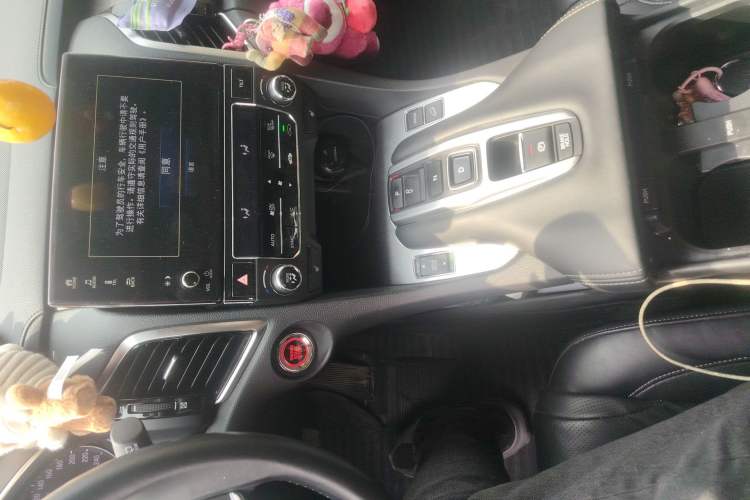 Used Honda Avancier 2020 370TURBO Two-Wheel Drive Luxury Edition Audio And AC Panel