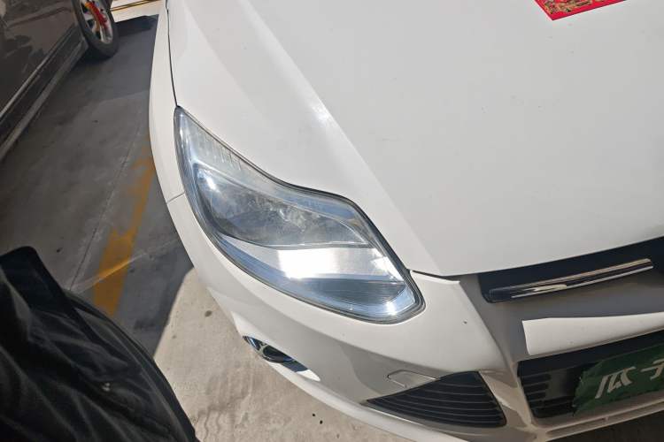 Used Ford Focus 2012 Hatchback 1.6L Automatic Fashion Edition
