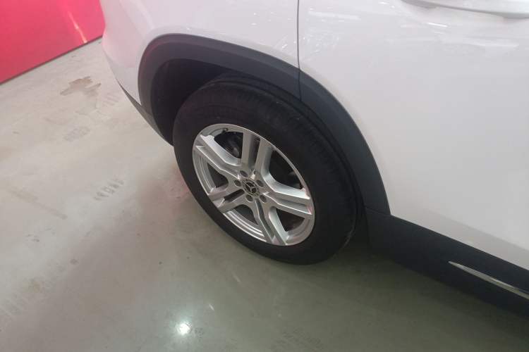 Used Mercedes-Benz GLB 2023 GLB 200 Dynamic Edition Exterior 5