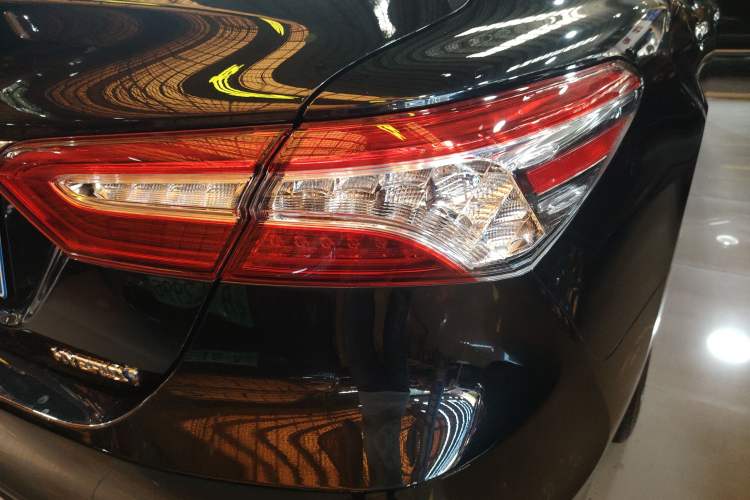 Used Toyota Camry 2021 Dual-Motor 2.5HG Luxury Edition Exterior 3