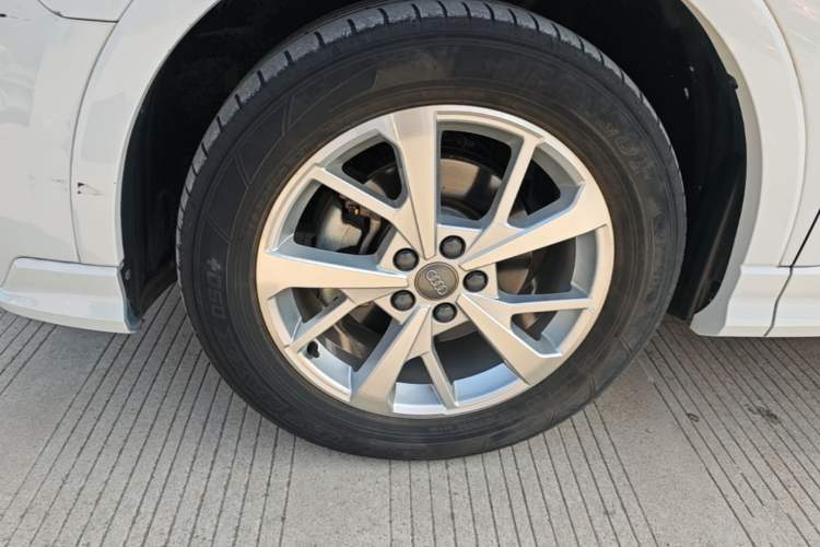 Used Audi Q3 2019 35 TFSI Advanced Dynamic Edition
