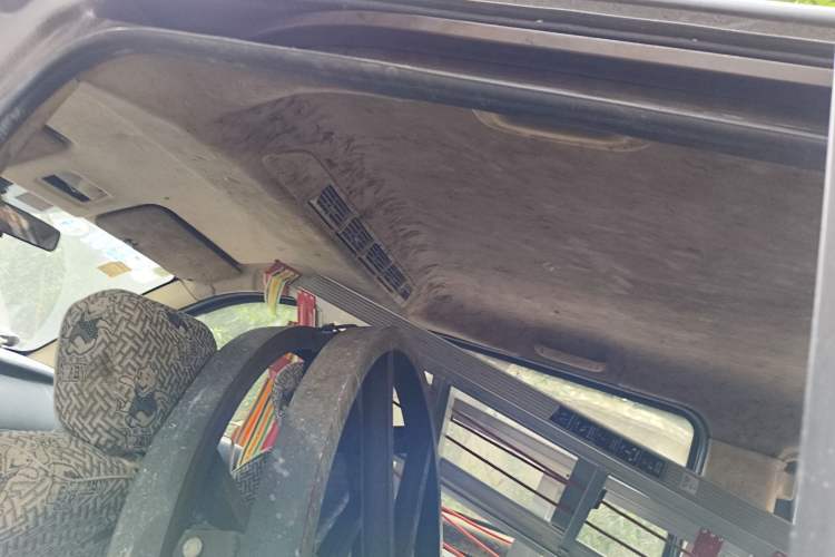 Used CHANGAN KAICHENG Ounuo S 2012 1.3L Elite Version