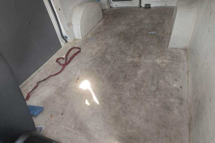 Used Foton Scenic i7 2025 Professional Logistics Short Wheelbase Front-Wheel Drive CATL 41.86 kWh Zhiyuan Version Flat Roof Single Tire 2 Seats Left Rear Seat