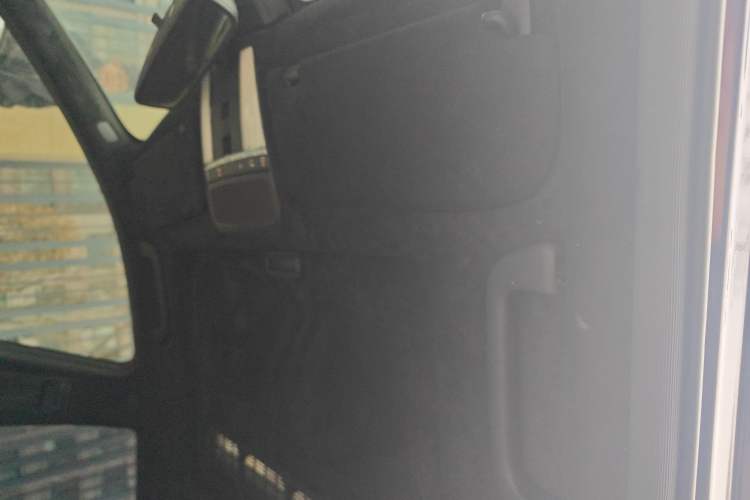 Used Mercedes-Benz S-Class 2012 S 300 L Business Standard Model