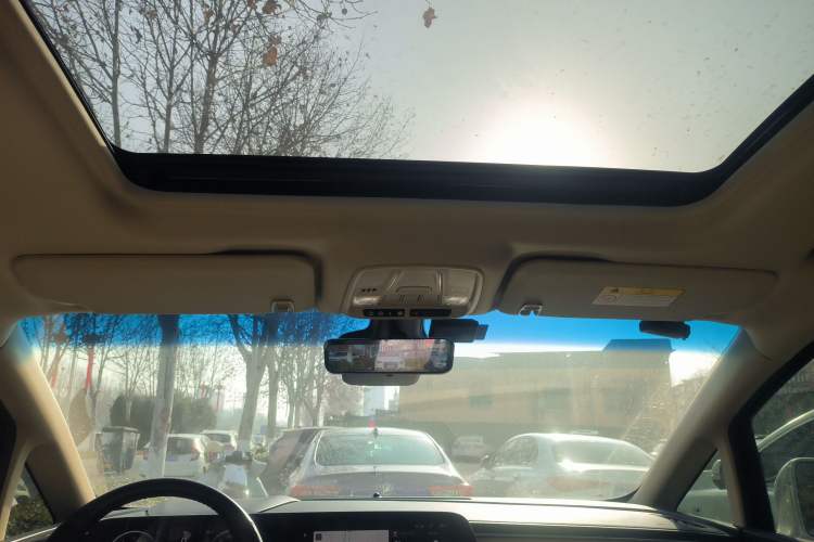 Used Buick GL8 2022 ES Landtrek 653T Luxury Edition