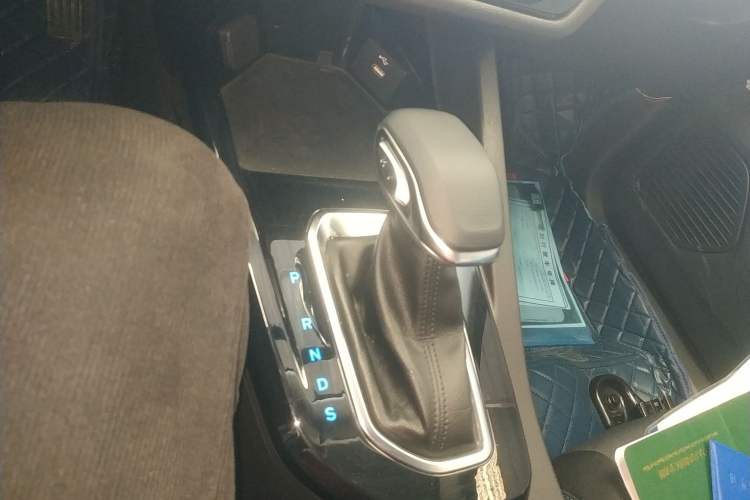 Used Ford Escort 2021 1.5L Automatic Gold Edition Gear Lever