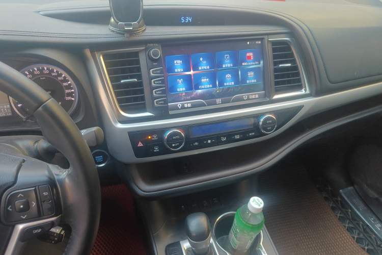 Used Toyota Highlander 2017 2.0T Four-Wheel Drive Luxury Edition 7 Seats
