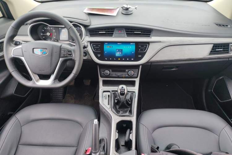 Used Geely Auto Emgrand GS 2018 Elegant Edition 1.8L Manual LingShang Model Audio And AC Panel