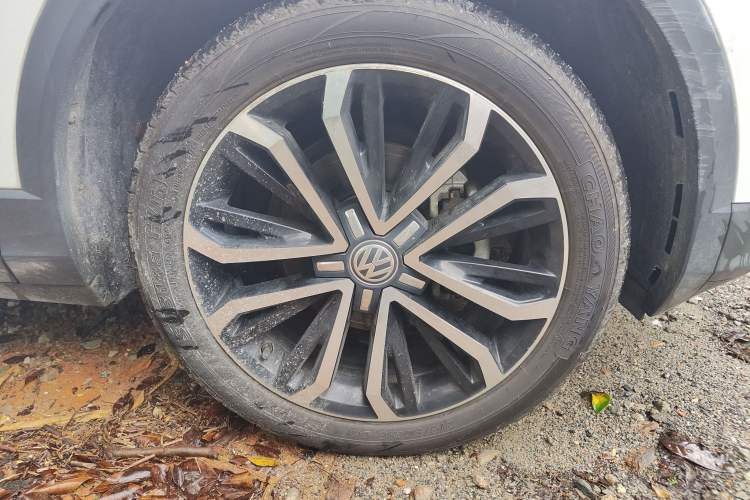 Used Volkswagen T-ROC 2019 280TSI DSG Two-Wheel Drive Comfort Version China VI Standard
