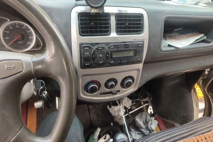 Used CHANGAN KAICHENG Star 9 2015 1.5L CNG Base Version 4G15S
