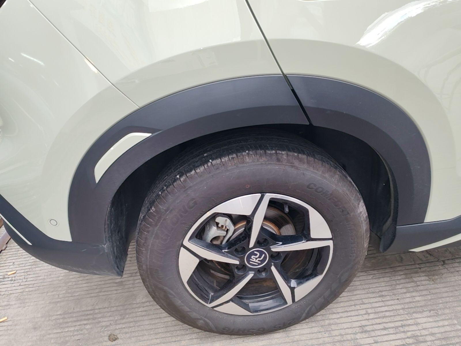 BYD Yuan UP 2025 Intelligent Driving Version 401 km Beyond-Range Edition — снимка 11