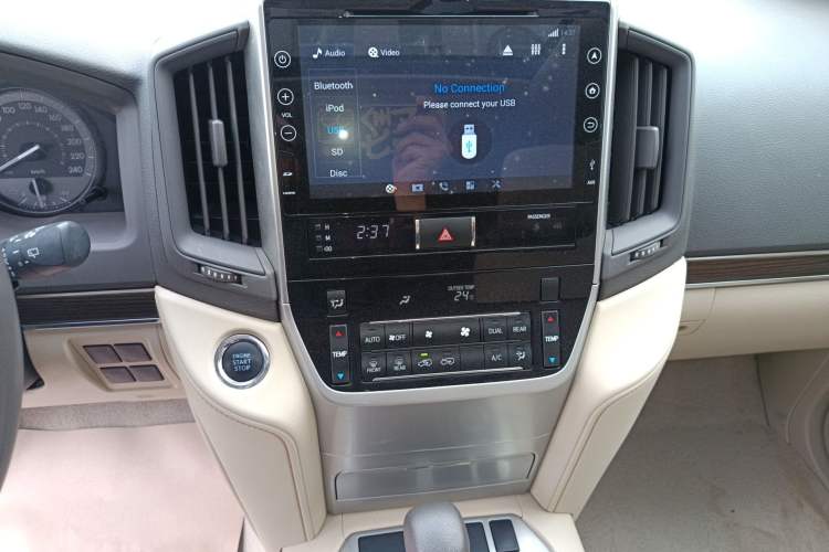 Used Toyota Land Cruiser 
