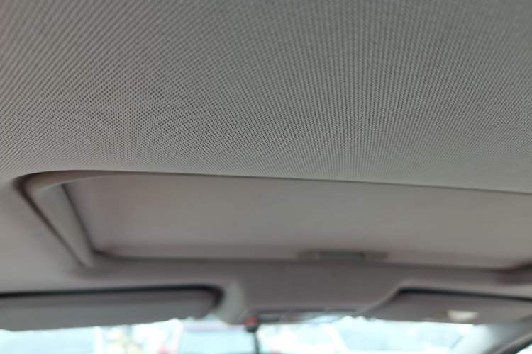 Used BAIC Senova X25 2015 1.5L Manual Elite Edition Headliner