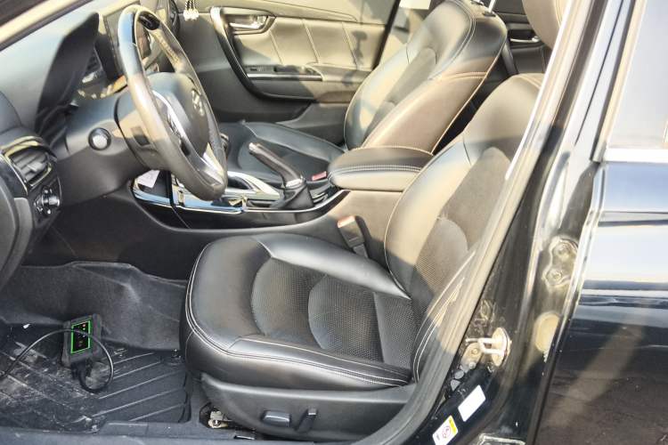 Used GAC Trumpchi GA6 2015 1.6T Manual Elite Model
