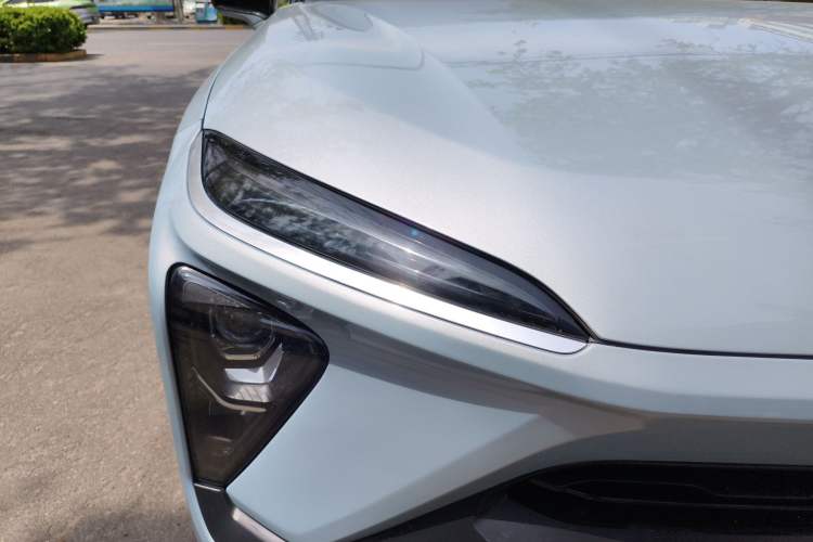 Used Nio ES6 2020 420 km Sport Edition Right Front Headlight