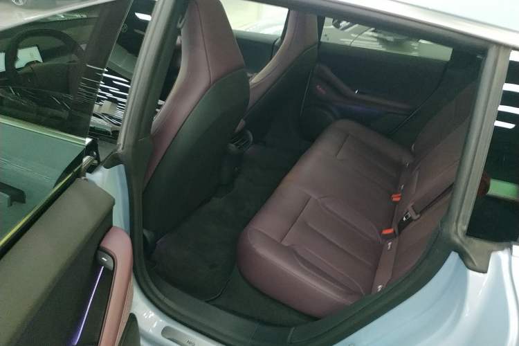 Used Nio ET5T 2024 75kWh Touring Left Rear Seat