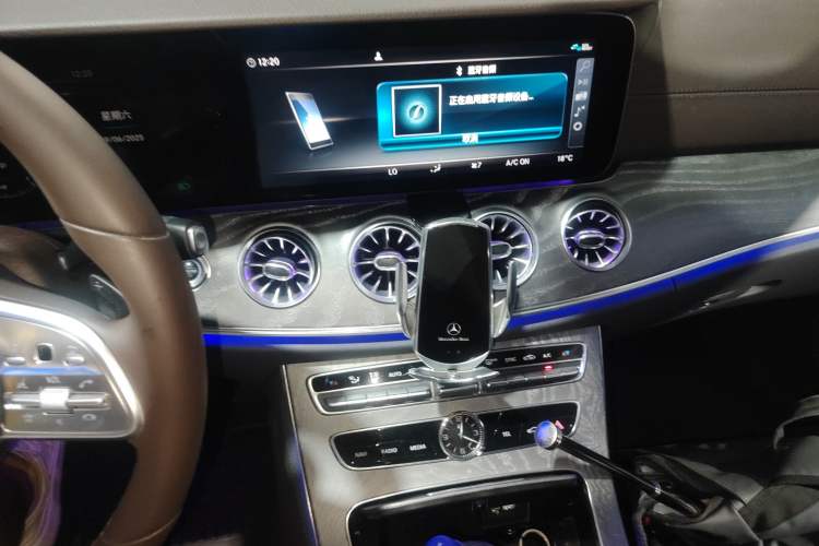 Used Mercedes-Benz CLS 2018 CLS 300 Luxury Model