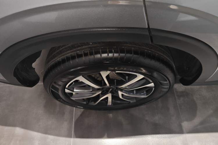 Used Haval H6 2024 1.5T Two-Wheel-Drive Classic Edition
